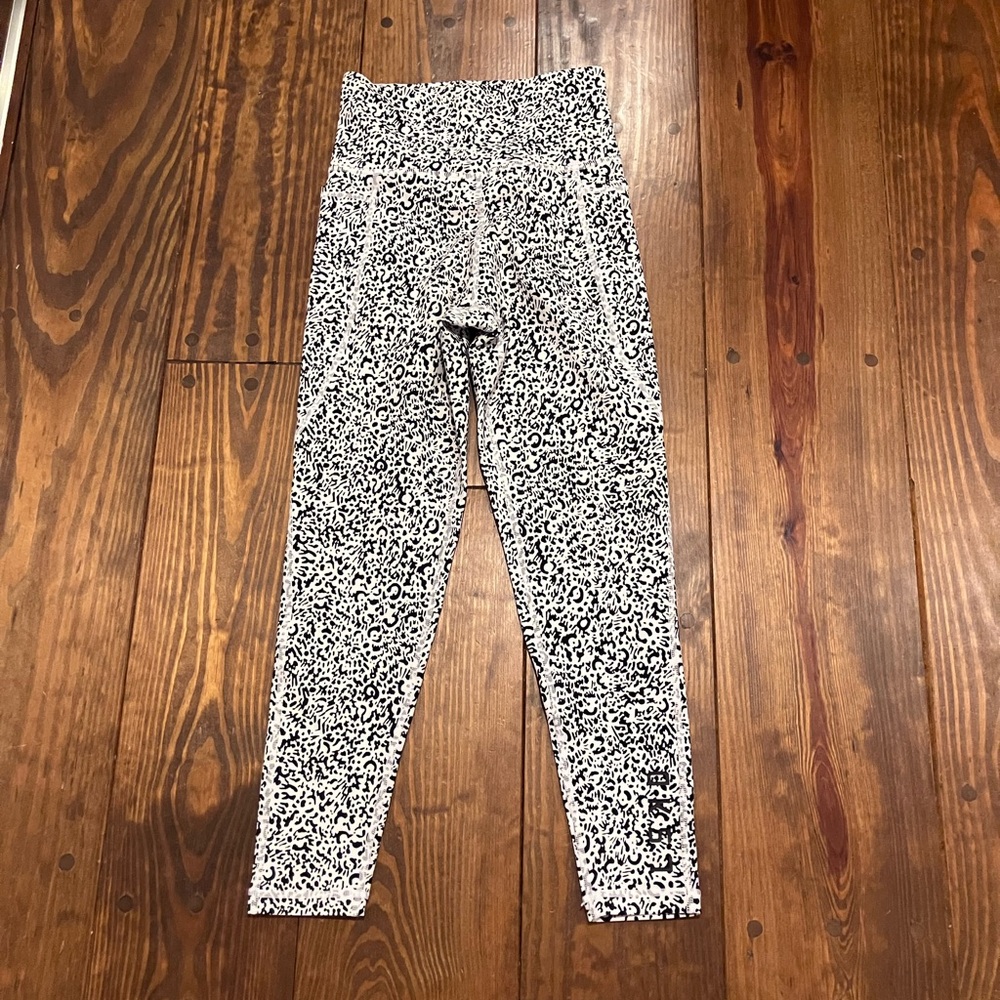 LSKD HIGH RISE small black white cheetah print leggings tights 23”